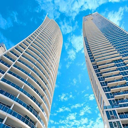 H Star Residences-- Paradise Stayz Gold Coast Dış mekan fotoğraf