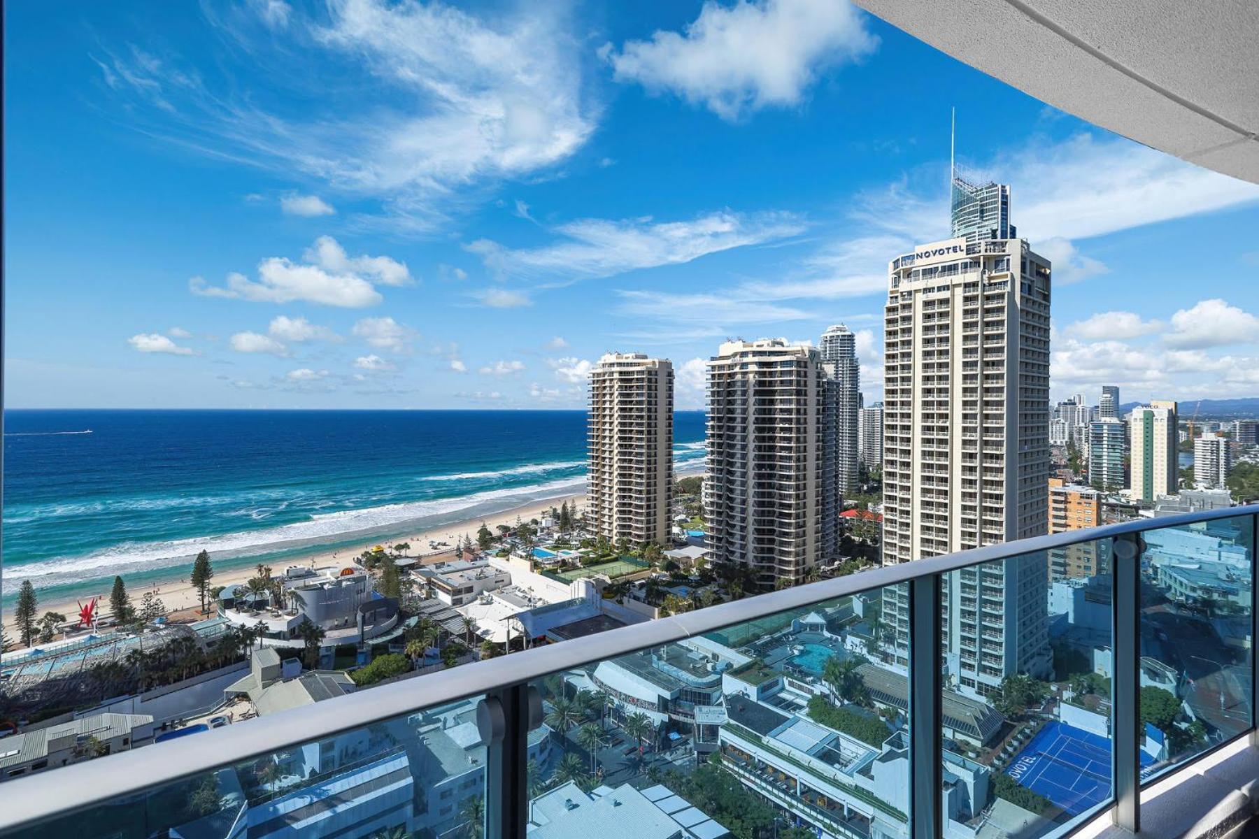 H Star Residences-- Paradise Stayz Gold Coast Dış mekan fotoğraf