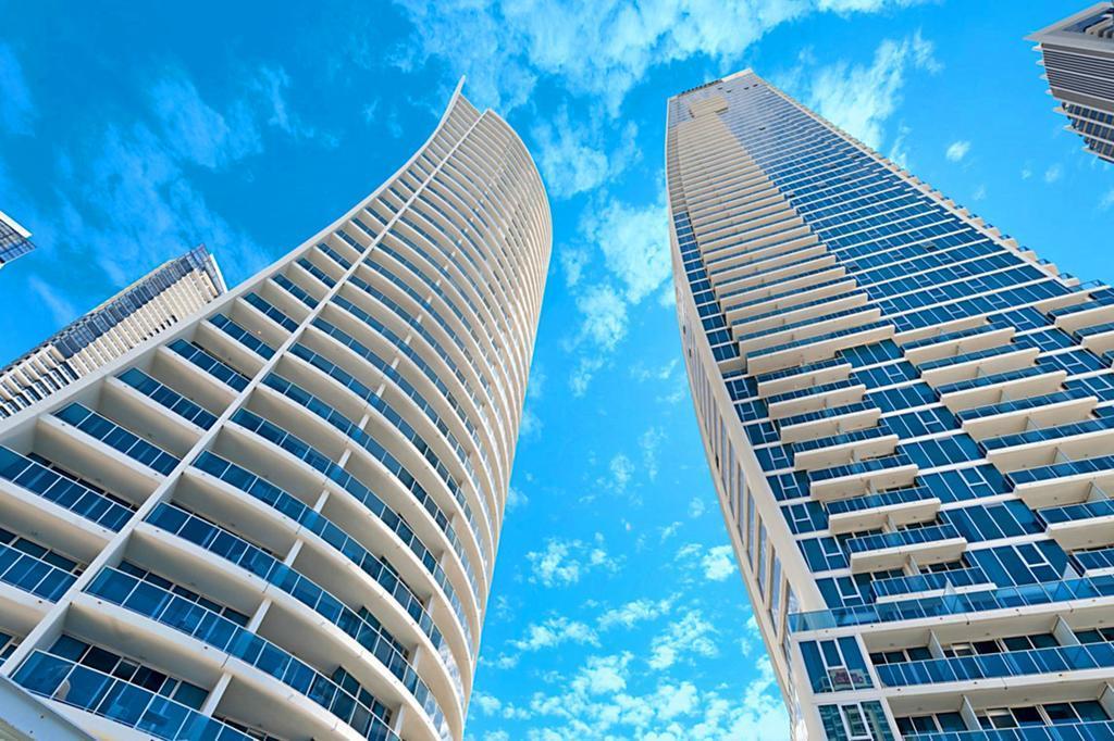 H Star Residences-- Paradise Stayz Gold Coast Dış mekan fotoğraf